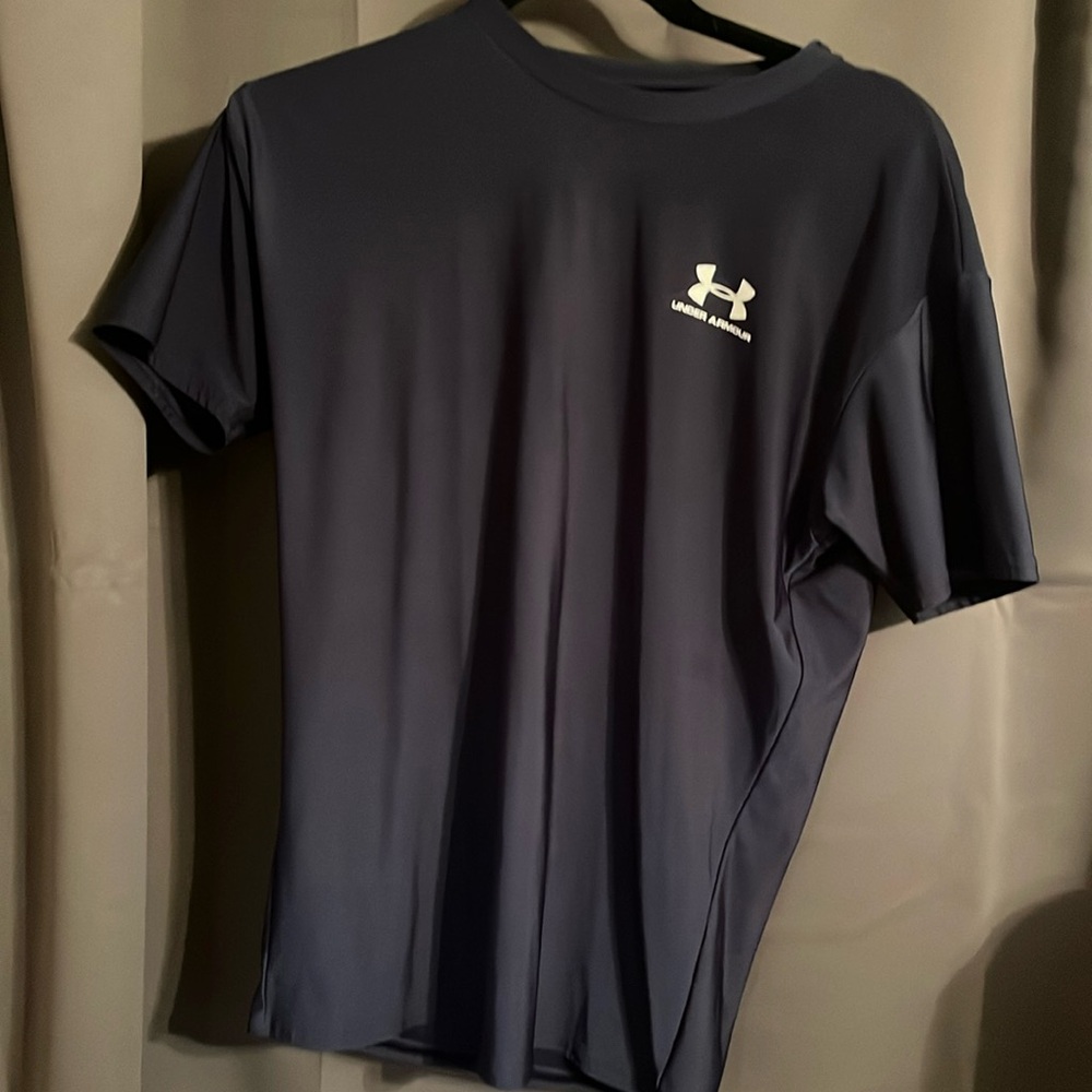 Under Armour Top